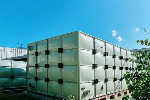 陜西民用建筑領域里玻璃鋼水箱的選擇要點有哪些？